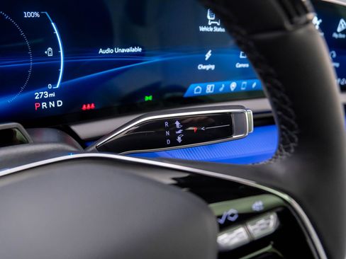 New 2026 Cadillac Optiq Sport 1 image 20