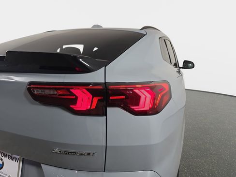New 2026 BMW X2 xDrive28i w/ Technology Package AWD/4WD image 34