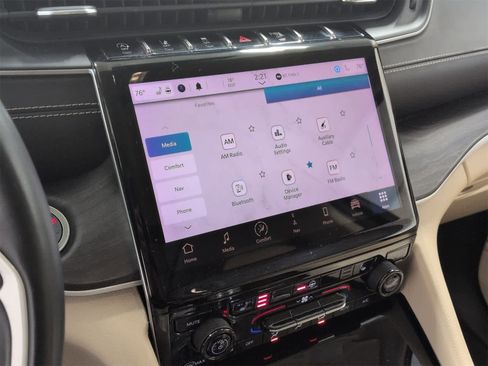 Used 2021 Jeep Grand Cherokee L Limited image 30