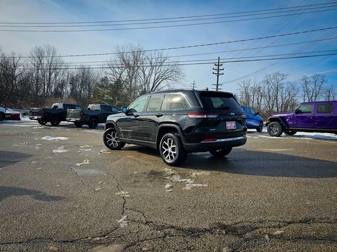 New 2025 Jeep Grand Cherokee Limited w/ Trailer Tow Package image 6