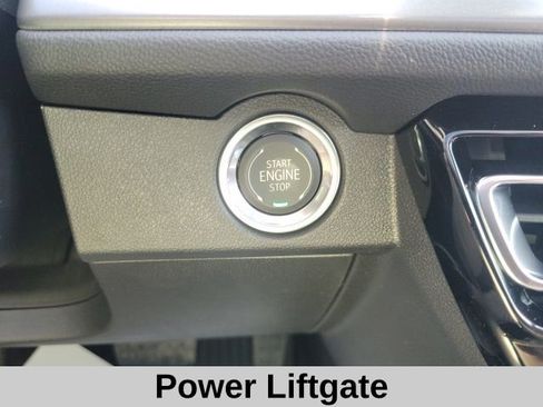 New 2026 Chevrolet Traverse LT w/ Sun and Wheel Package image 9