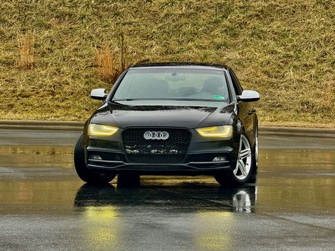 Used 2013 Audi S4 Prestige image 3