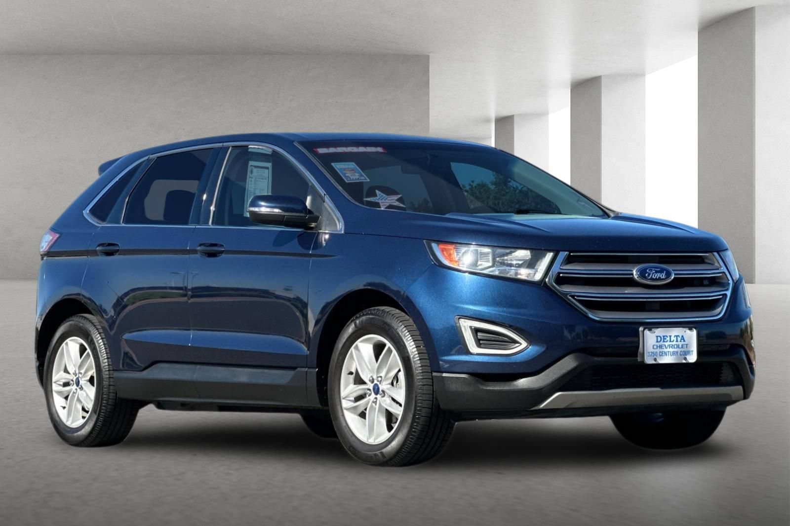 Used 2017 Ford Edge SEL w/ Equipment Group 201A FWD image 2