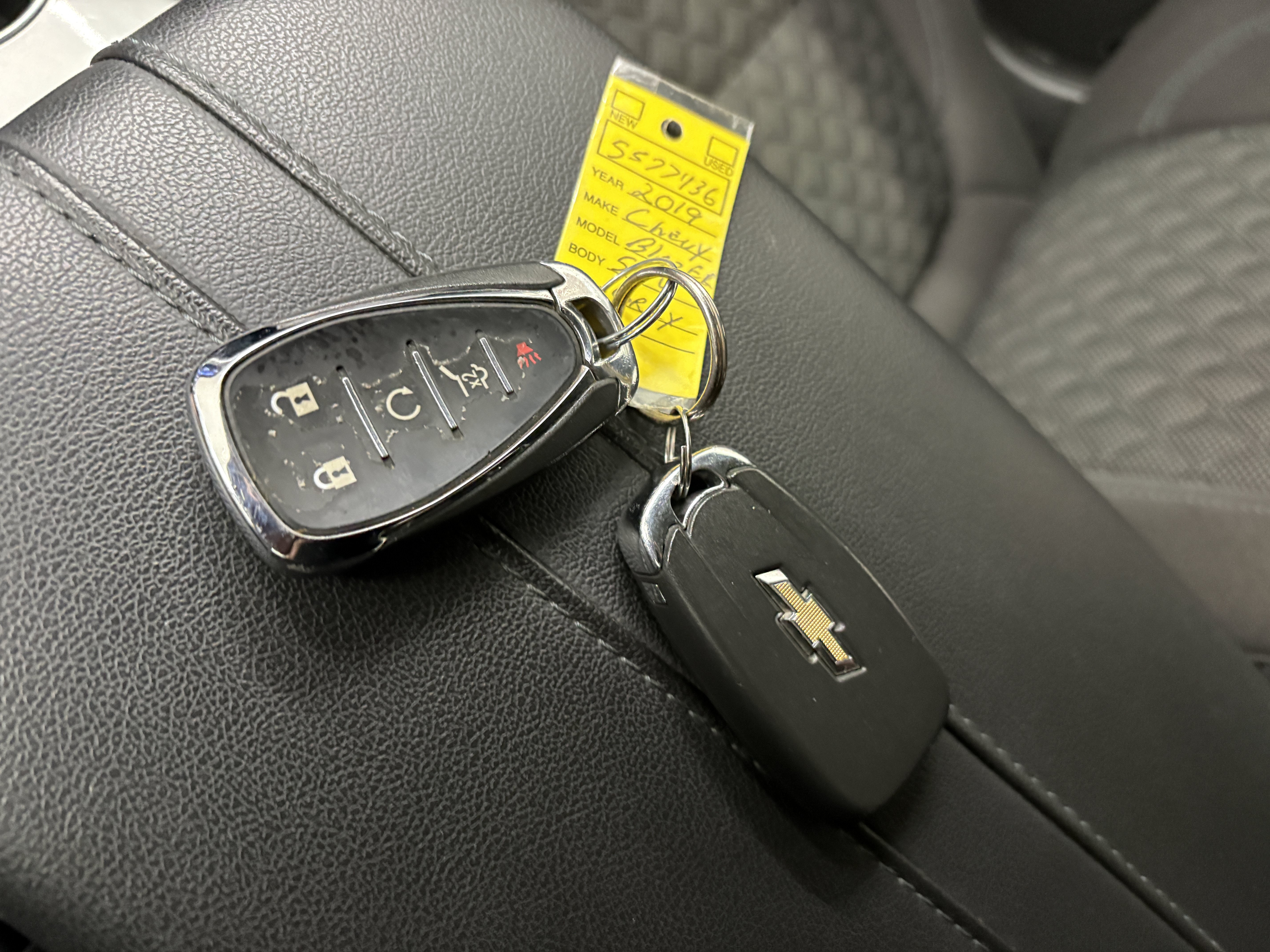 Used 2019 Chevrolet Blazer LT FWD image 29