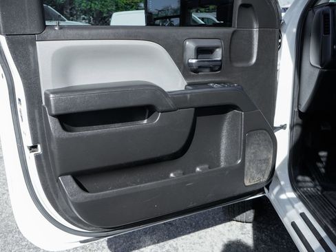 Used 2018 GMC Sierra 3500 2WD Regular Cab w/ Sierra Convenience Package image 15