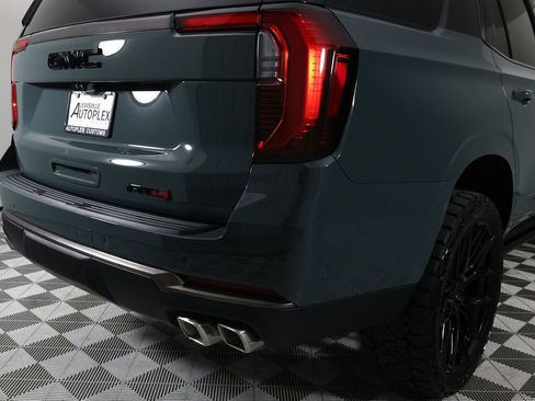 Used 2025 GMC Yukon AT4 Ultimate w/ LPO, Floor Liner Package AWD/4WD image 48