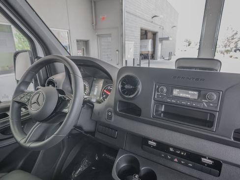 New 2025 Mercedes-Benz Sprinter 2500 image 19