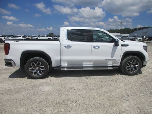 New 2026 GMC Sierra 1500 SLT w/ SLT Premium Plus Package AWD/4WD image 3