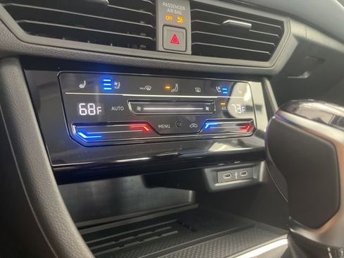 New 2025 Volkswagen Jetta SEL image 20