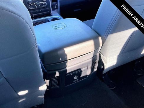 Used 2016 RAM 1500 Big Horn w/ Luxury Group image 11