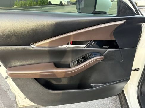 Used 2021 MAZDA CX-30 AWD 2.5 S w/ Premium Package image 23