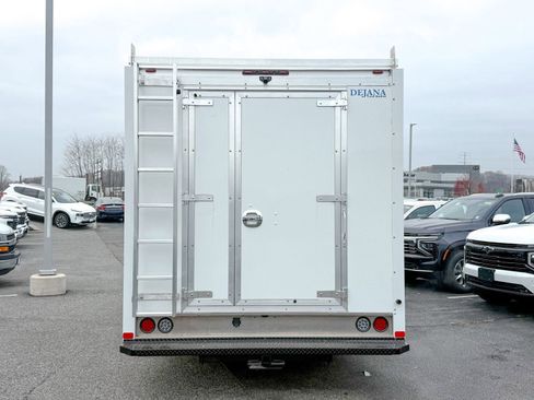 New 2025 Chevrolet Express 4500 w/ Power Convenience Package image 10