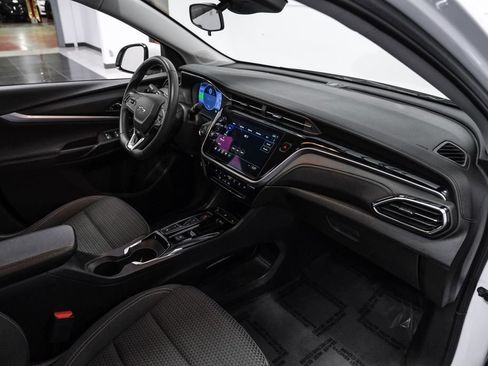 Used 2023 Chevrolet Bolt EUV LT w/ Driver Confidence Package image 19