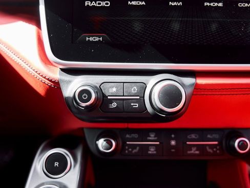 Used 2019 Ferrari GTC4Lusso image 72