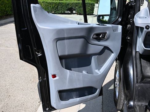 Used 2017 Ford Transit 250 148 Medium Roof RWD image 11