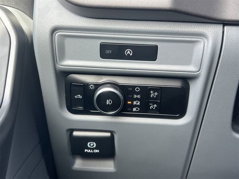 New 2025 Ford F150 XLT w/ Equipment Group 301A Standard image 15