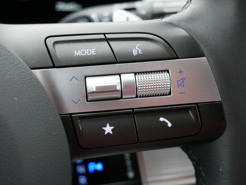Certified 2024 Hyundai Kona SEL w/ Convenience Package FWD image 28