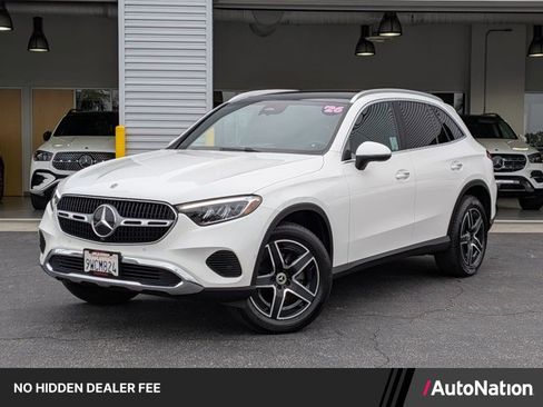 Used 2026 Mercedes-Benz GLC 300 image 1
