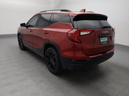 Used 2022 GMC Terrain SLT w/ Infotainment Package II FWD image 5