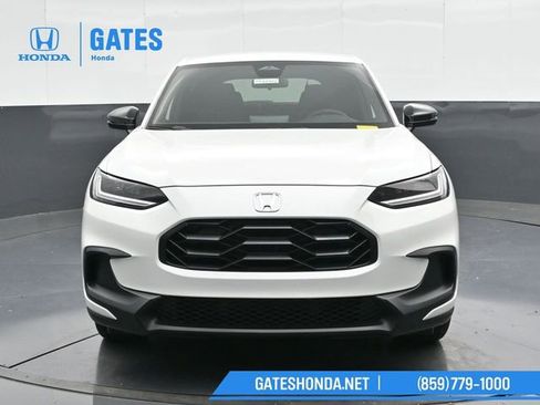 Certified 2025 Honda HR-V Sport image 5