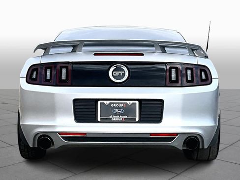 Used 2013 Ford Mustang GT image 5