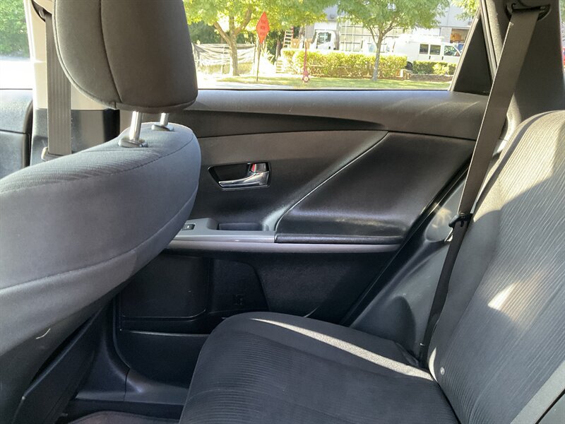 Used 2013 Toyota Venza LE AWD/4WD image 15