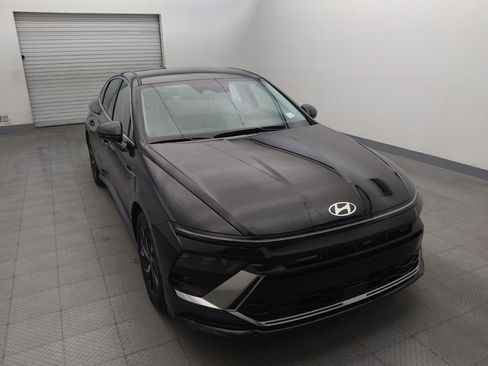 Used 2025 Hyundai Sonata SEL FWD image 14