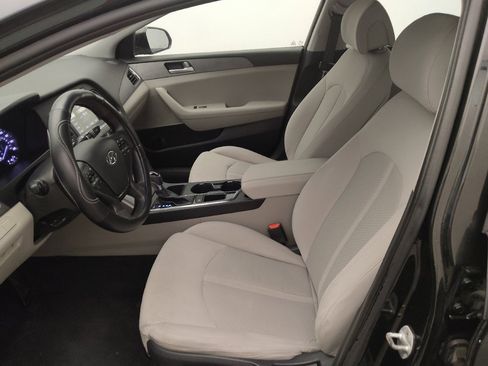 Used 2016 Hyundai Sonata SE FWD image 17