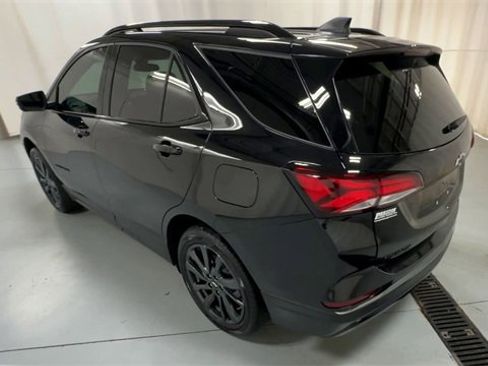 Used 2023 Chevrolet Equinox RS w/ RS Leather Package image 6
