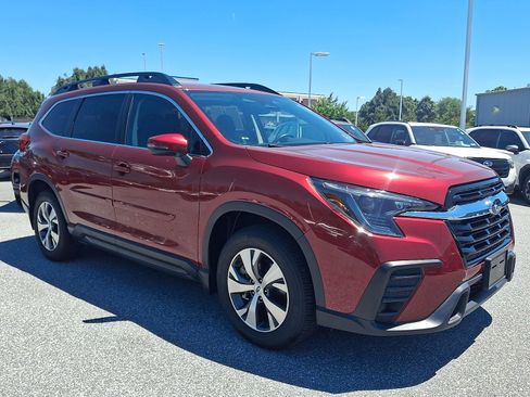 Certified 2023 Subaru Ascent Premium w/ Convenience Package AWD/4WD image 3