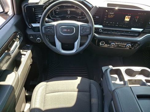 Certified 2024 GMC Sierra 1500 Elevation AWD/4WD image 11