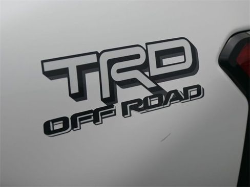 Used 2024 Toyota Tacoma TRD Off-Road image 14
