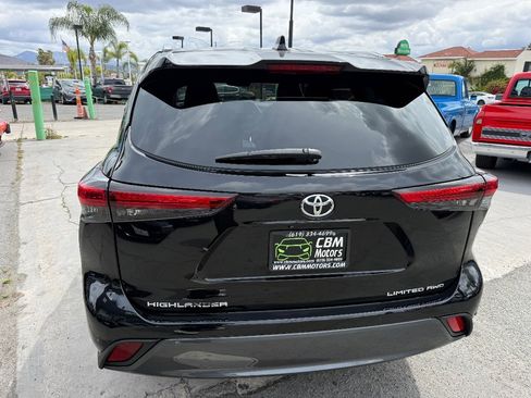Used 2023 Toyota Highlander Limited AWD/4WD image 8