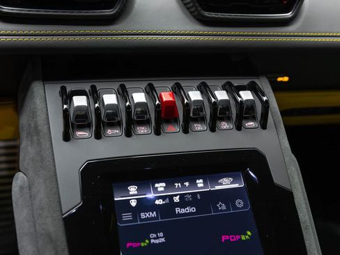 Used 2023 Lamborghini Huracan Tecnica RWD image 31