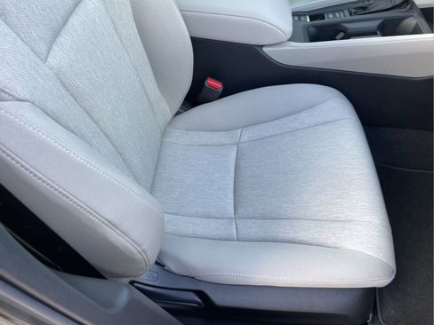 Used 2025 Honda Accord SE image 12
