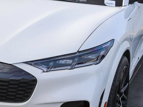 Used 2022 Ford Mustang Mach-E GT AWD/4WD image 5