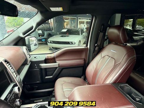 Used 2016 Ford F150 Platinum w/ Equipment Group 701A Luxury AWD/4WD image 22