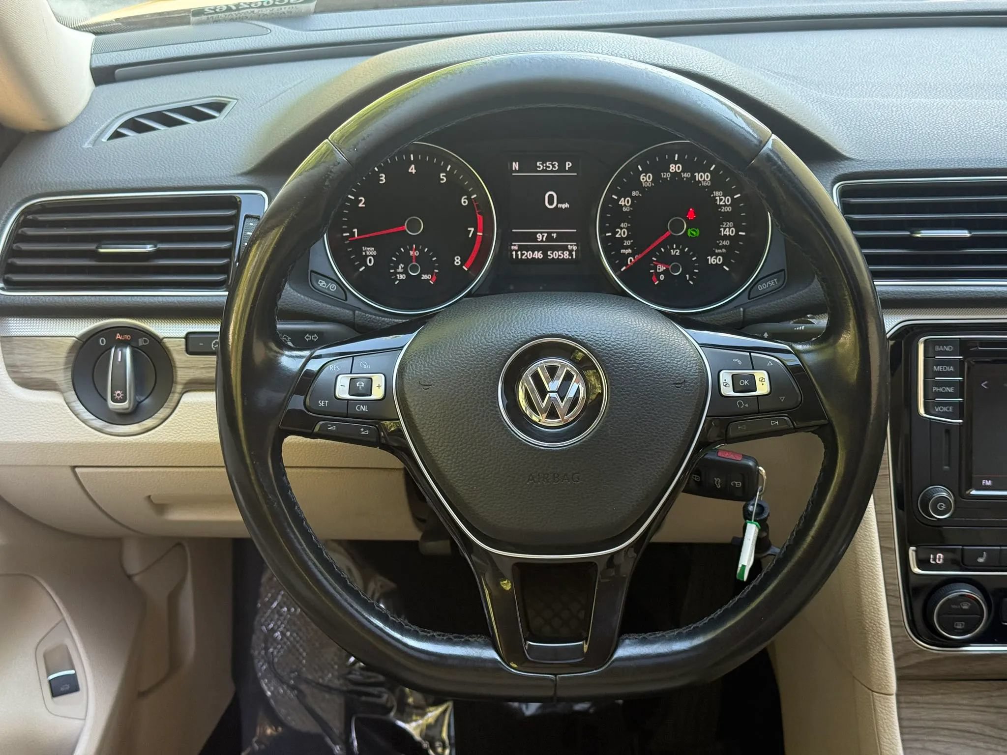 Used 2016 Volkswagen Passat 1.8T SE FWD image 18