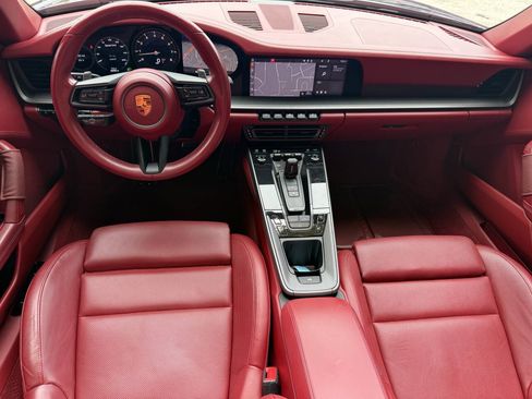 Used 2021 Porsche 911 Carrera RWD image 34