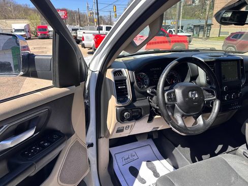 Used 2019 RAM 1500 Big Horn image 14