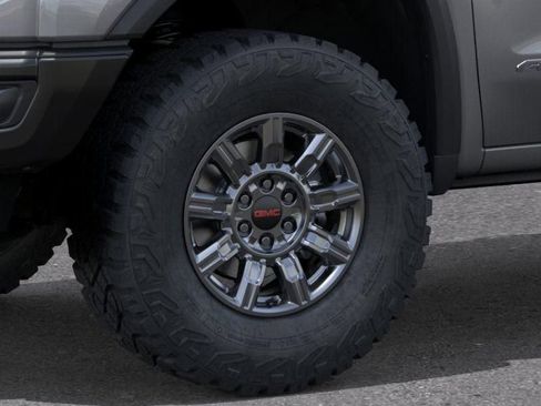 New 2026 GMC Sierra 1500 AT4X w/ LPO, Black Badging Package AWD/4WD image 9