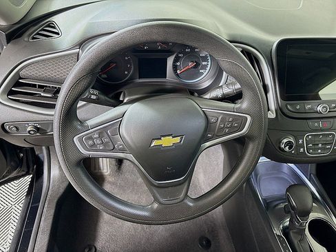 Used 2023 Chevrolet Malibu LT image 12