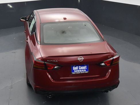 Certified 2025 Nissan Altima 2.5 SR image 35