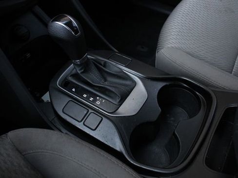 Used 2015 Hyundai Santa Fe Sport FWD image 16
