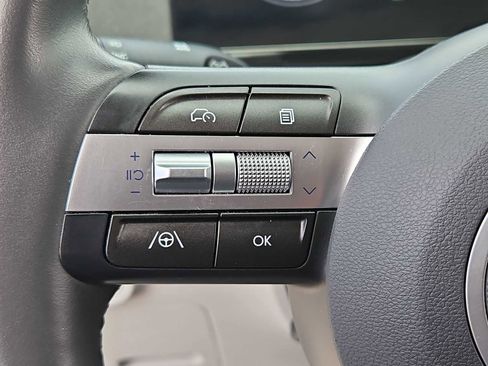 Certified 2025 Hyundai Kona SEL FWD image 23