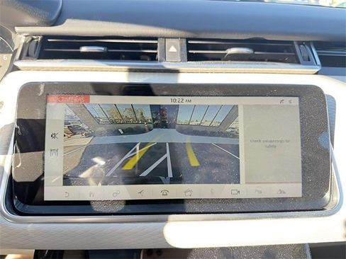 Used 2020 Land Rover Range Rover Velar S image 21