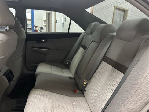 Used 2012 Toyota Camry XLE FWD image 25