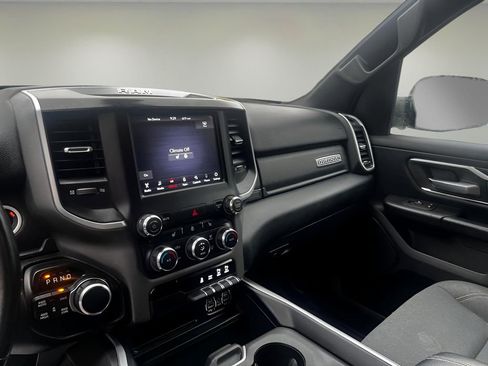 Used 2021 RAM 1500 Big Horn image 16