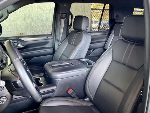 Used 2024 Chevrolet Tahoe RST w/ RST Performance Edition image 7