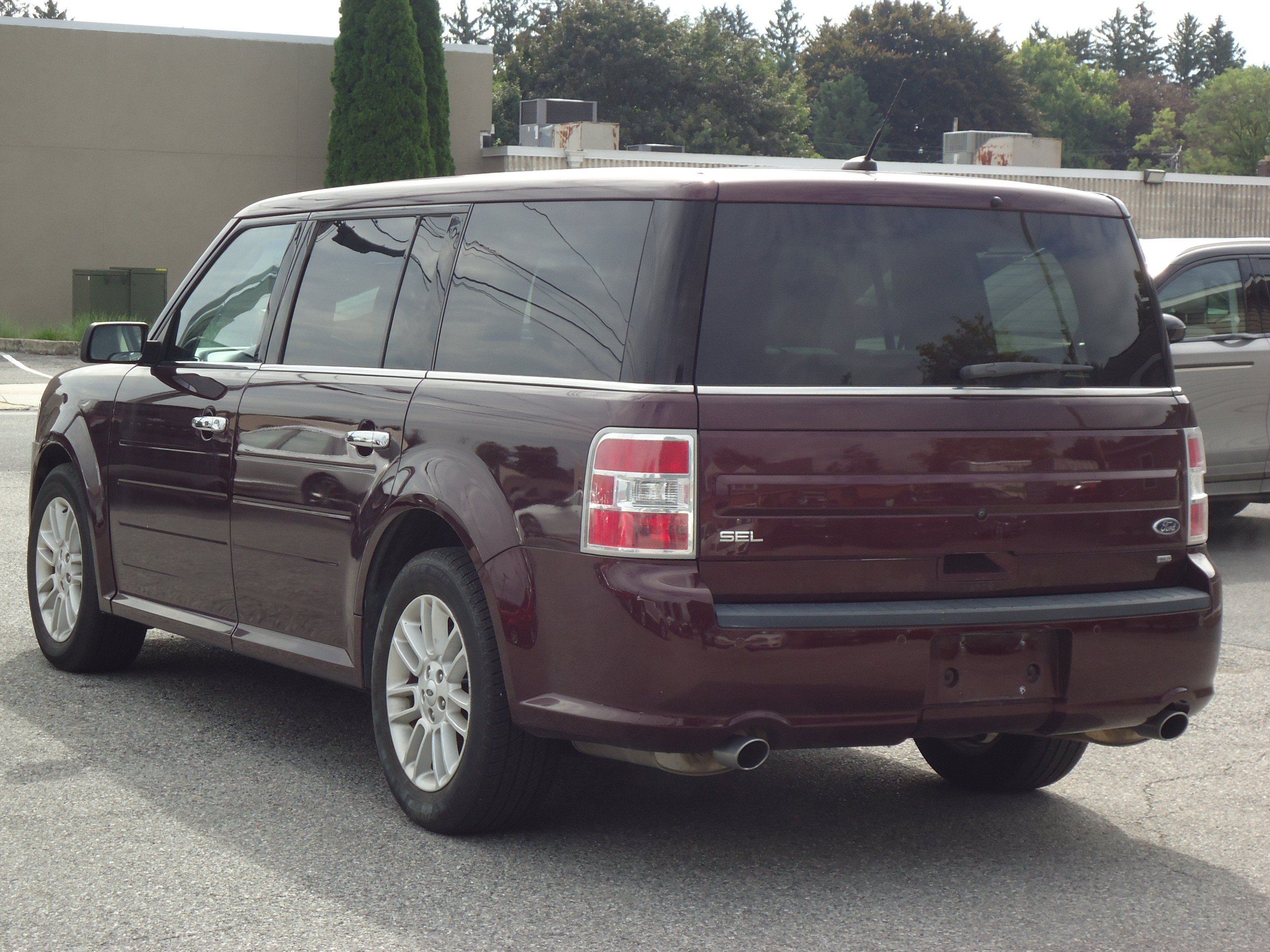 Used 2019 Ford Flex SEL w/ Equipment Group 202A AWD/4WD image 5